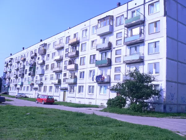 Dzelzbetona paneļu konstrukcijas māja